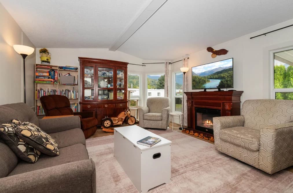22 6900 INKMAN ROAD, Agassiz, BC — Residential for Sale - Photo 2