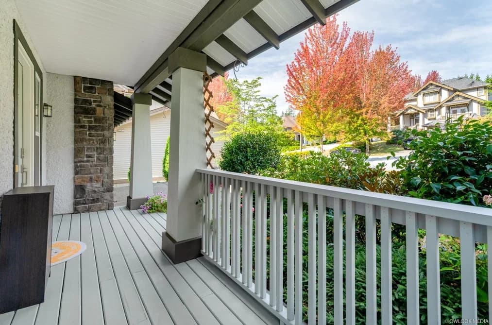 22 MAPLE COURT, Port Moody, BC — Residential for Sale - Photo 2