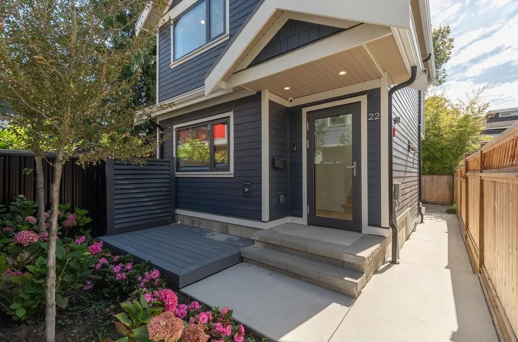 22 W 14TH AVENUE, Vancouver, BC — Residential for Sale - Main Photo