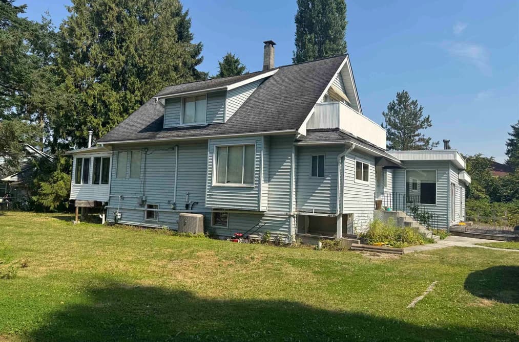 22032-22034 124TH AVENUE, Maple Ridge, BC — Residential for Sale - Photo 2