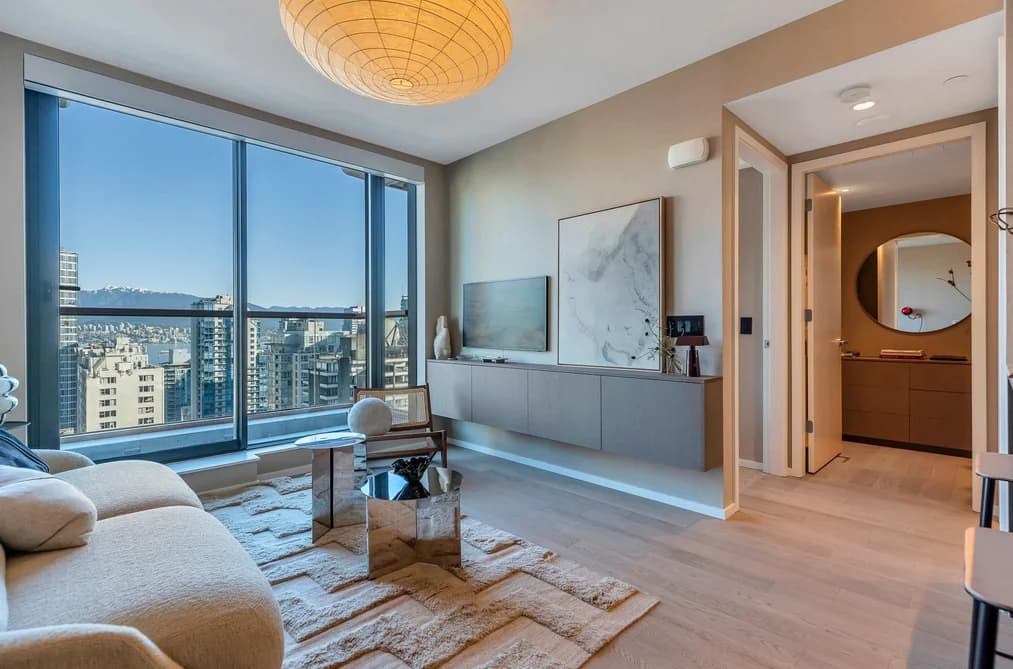2204 1482 ROBSON STREET, Vancouver, BC — Residential for Sale - Photo 2