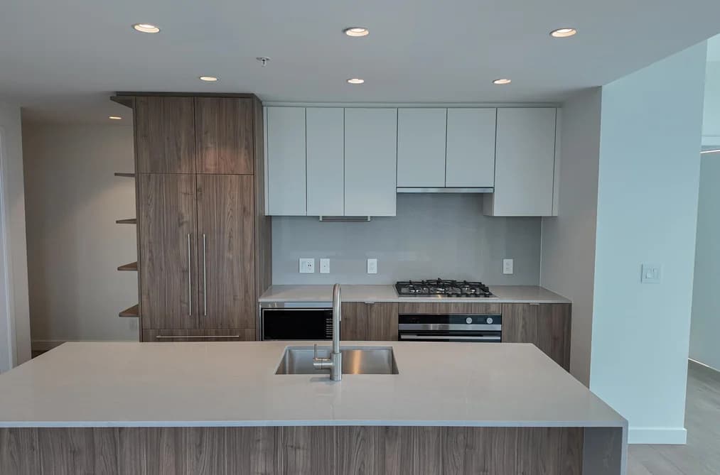 2206 505 NELSON STREET, Coquitlam, BC — Residential for Sale - Photo 2