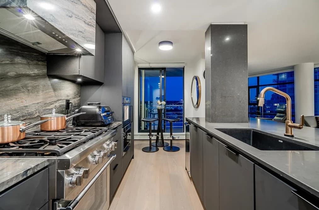 2207 198 AQUARIUS MEWS, Vancouver, BC — Residential for Sale - Main Photo