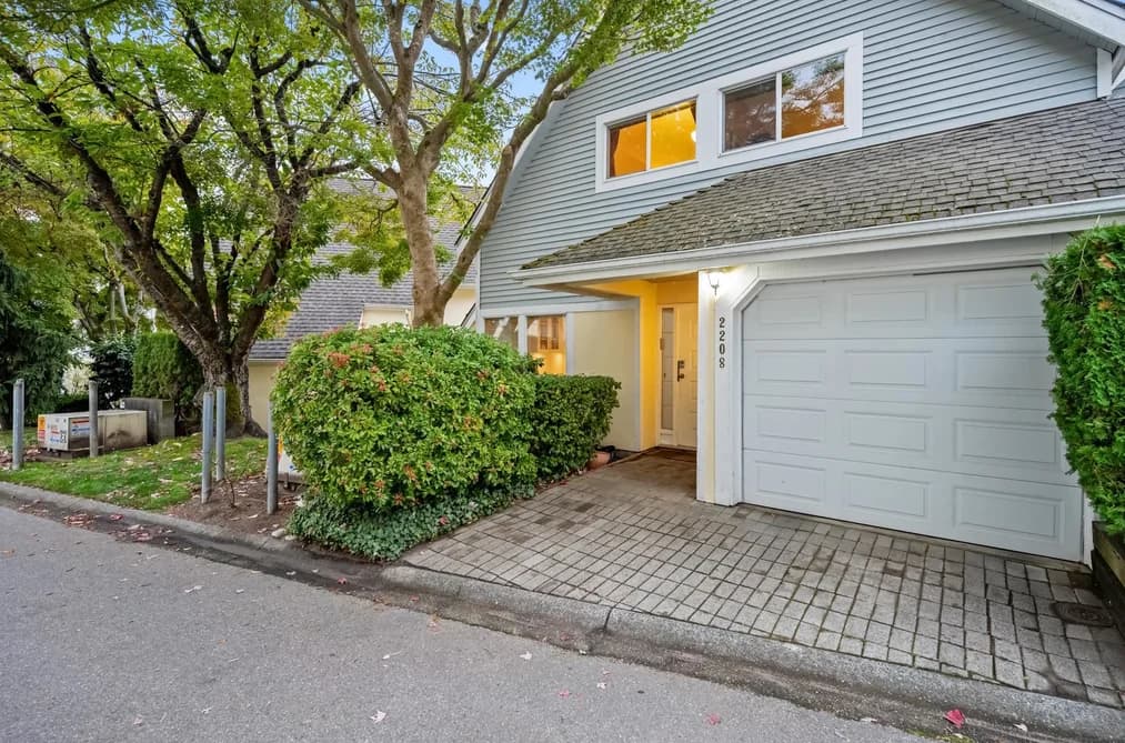 2208 PORTSIDE COURT, Vancouver, BC — Residential for Sale - Photo 2