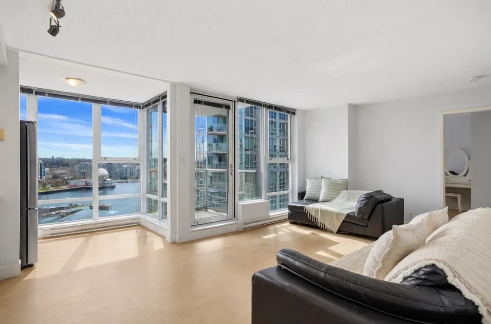 2209 602 CITADEL PARADE, Vancouver, BC — Residential for Sale - Photo 2