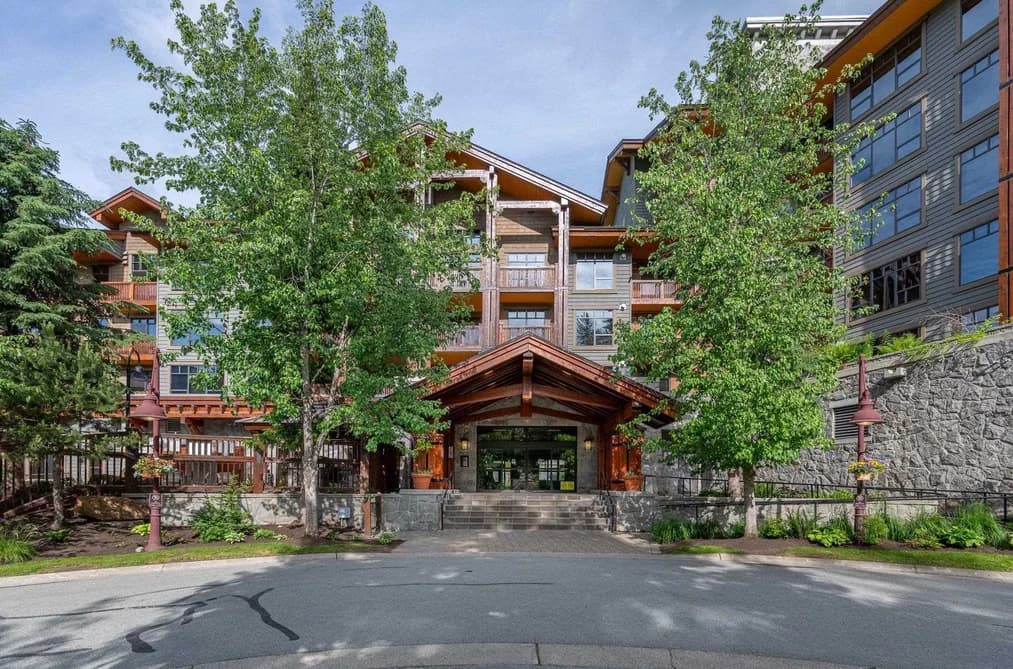 221 2202 GONDOLA WAY, Whistler, BC — Residential for Sale - Photo 2