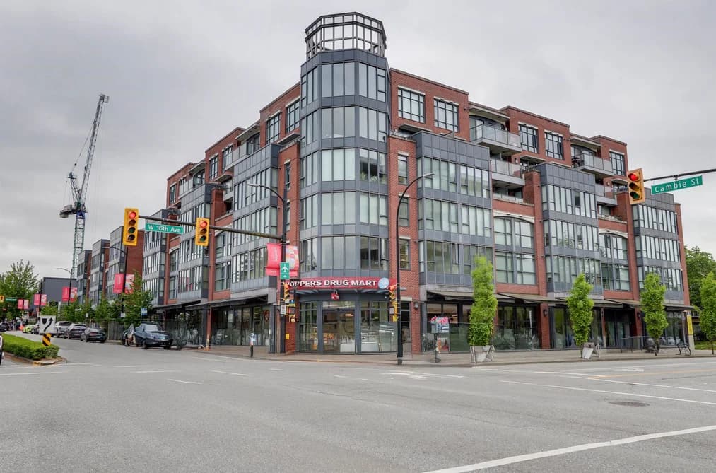 221 3228 TUPPER STREET, Vancouver, BC — Residential for Sale - Main Photo