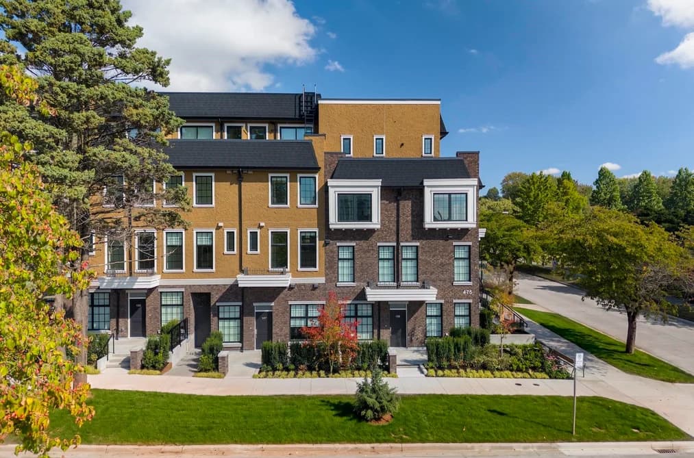 221 7789 YUKON STREET, Vancouver, BC — Residential for Sale - Photo 2