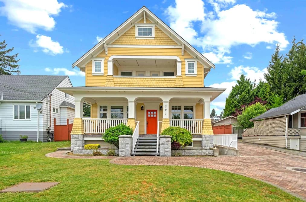 221 NINTH AVENUE, New Westminster, BC — Residential for Sale - Main Photo