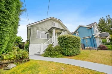 House for sale at 221 Richmond Street New Westminster British Columbia - MLS: R3136506