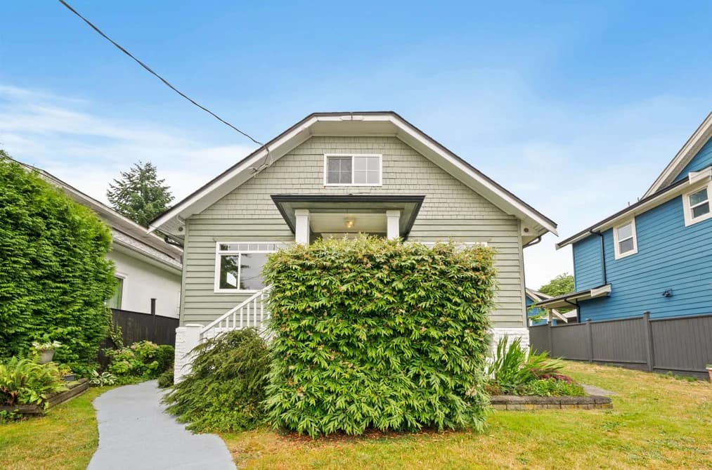 221 RICHMOND STREET, New Westminster, BC — Residential for Sale - Photo 2