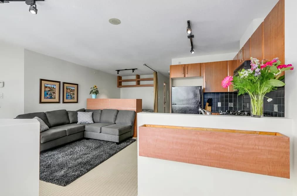 2210 501 PACIFIC STREET, Vancouver, BC — Residential for Sale - Photo 2