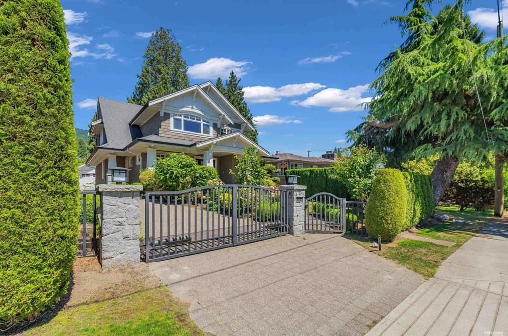 2213 JEFFERSON AVENUE, West Vancouver, BC — Residential for Sale - Photo 2