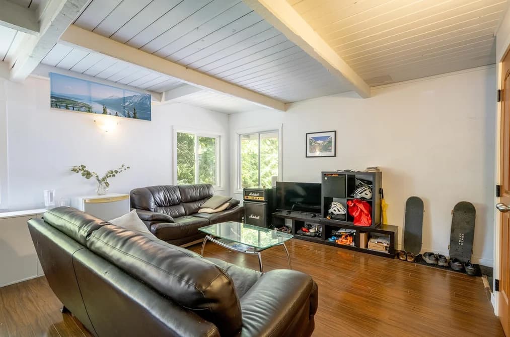 2214 BRANDYWINE WAY, Whistler, BC — Residential for Sale - Photo 2