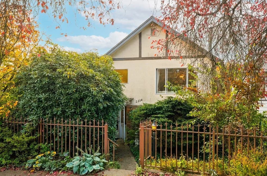 2214 E 4TH AVENUE, Vancouver, BC — Residential for Sale - Main Photo