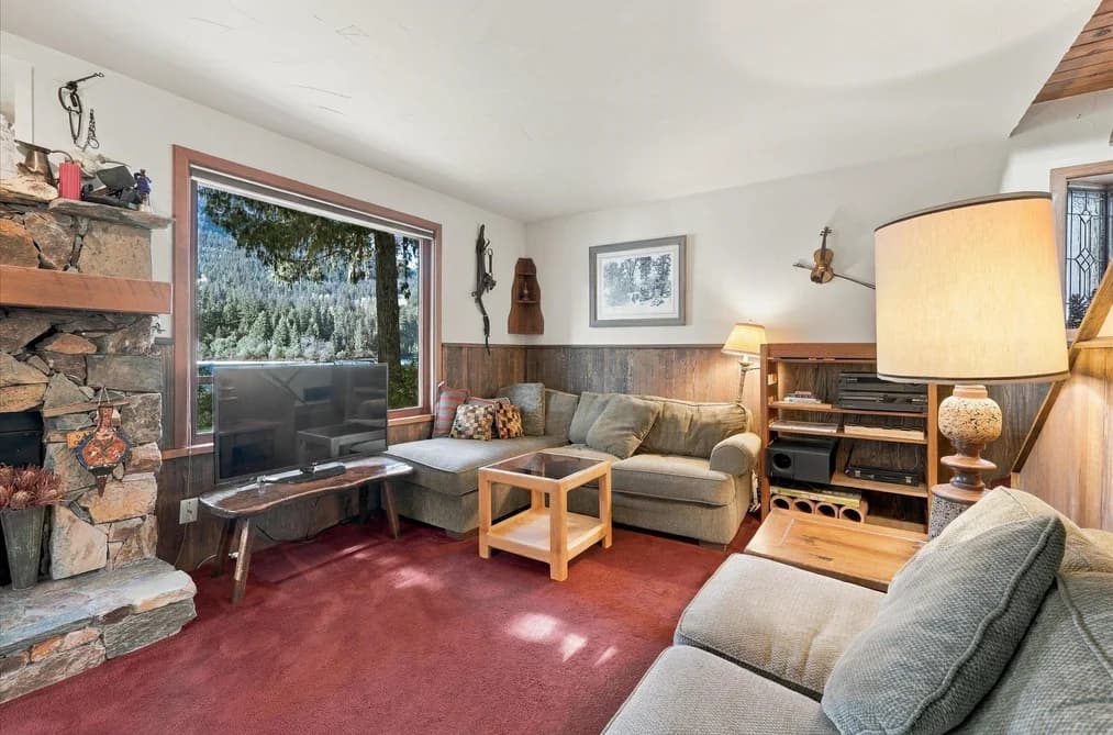 2216 WHISTLER RIDGE, Whistler, BC — Residential for Sale - Photo 2