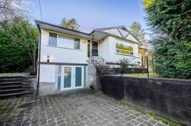 House for sale at 2217 Clarke Street Port Moody British Columbia - MLS: R3084717