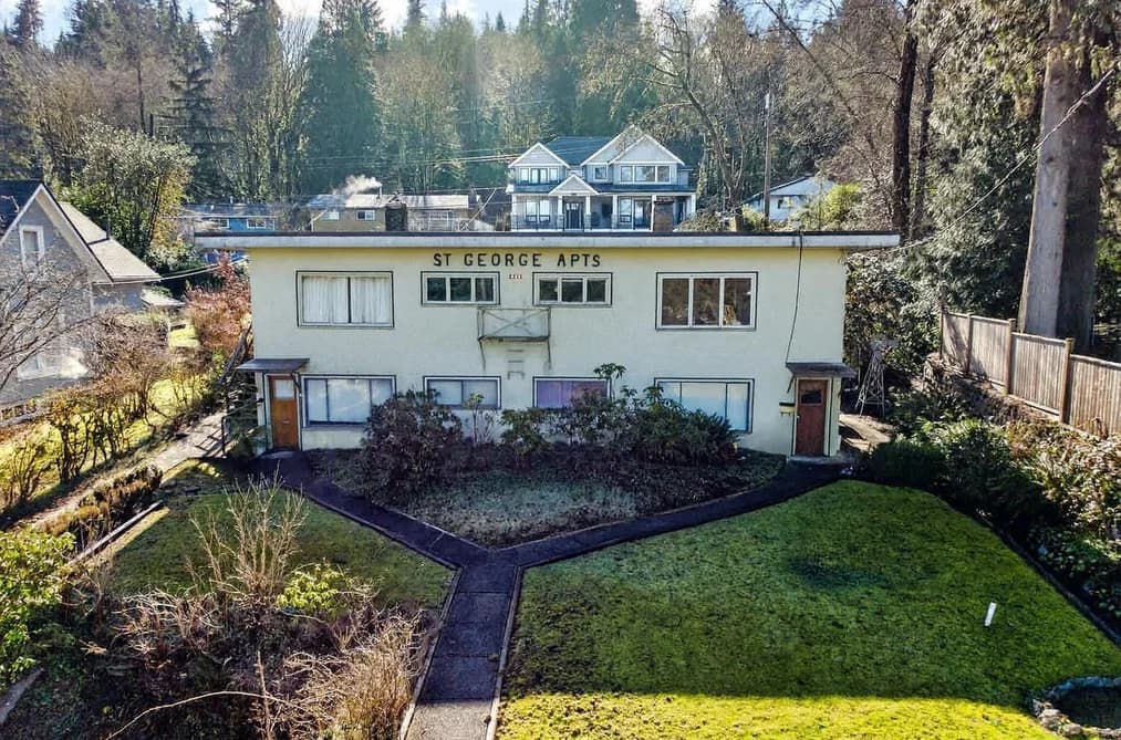 2217 ST GEORGE STREET, Port Moody, BC — Residential Income for Sale - Main Photo