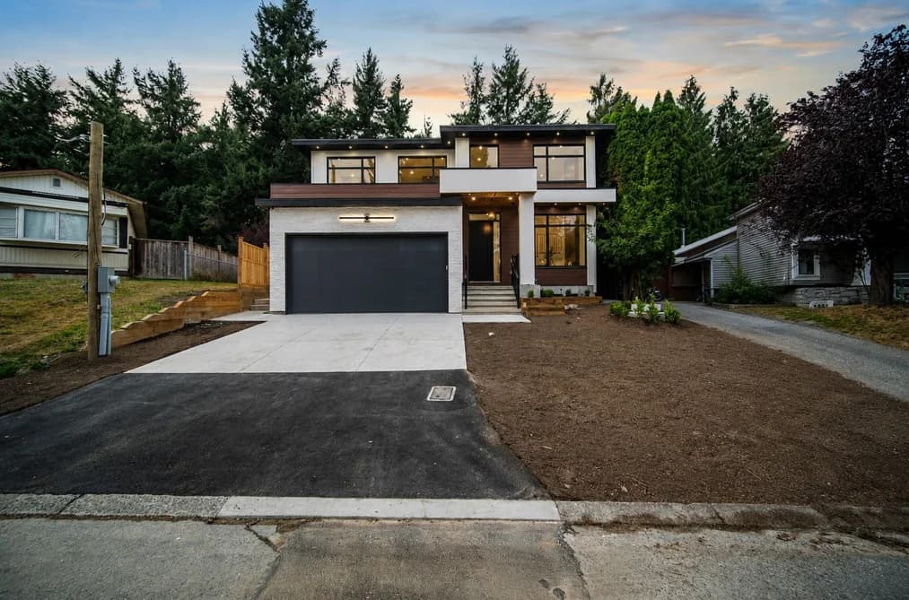 2219 CRYSTAL COURT, Abbotsford, BC — Residential for Sale - Main Photo