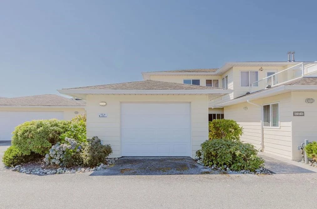 222 1585 FIELD ROAD, Sechelt, BC — Residential for Sale - Photo 2