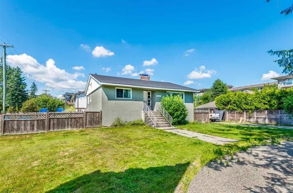 22213 122 AVENUE, Maple Ridge, BC — Residential for Sale - Main Photo