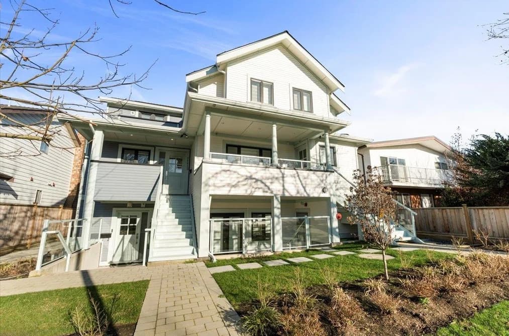 2227 W 16TH AVENUE, Vancouver, BC — Residential for Sale - Photo 2