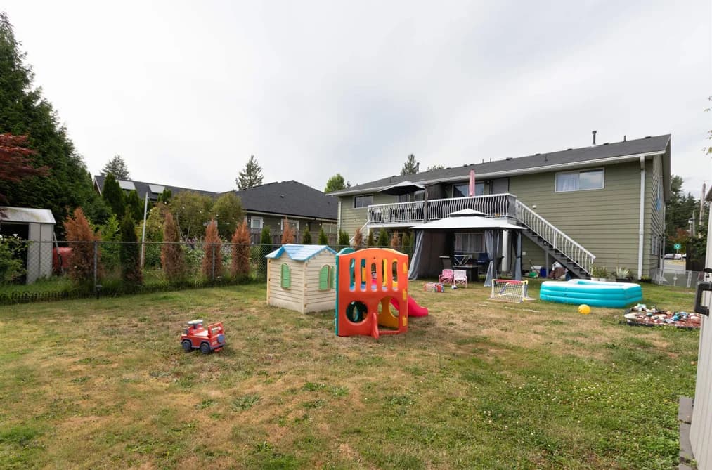 2228 KING ALBERT AVENUE, Coquitlam, BC — Residential Income for Sale - Photo 2