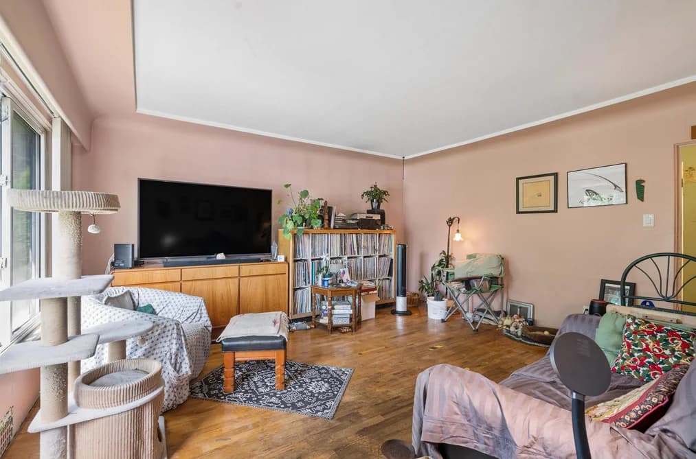 2231 E 25TH AVENUE, Vancouver, BC — Residential for Sale - Photo 2