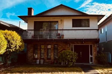 House for sale at 2232 E 45 Avenue Vancouver British Columbia - MLS: R3160623