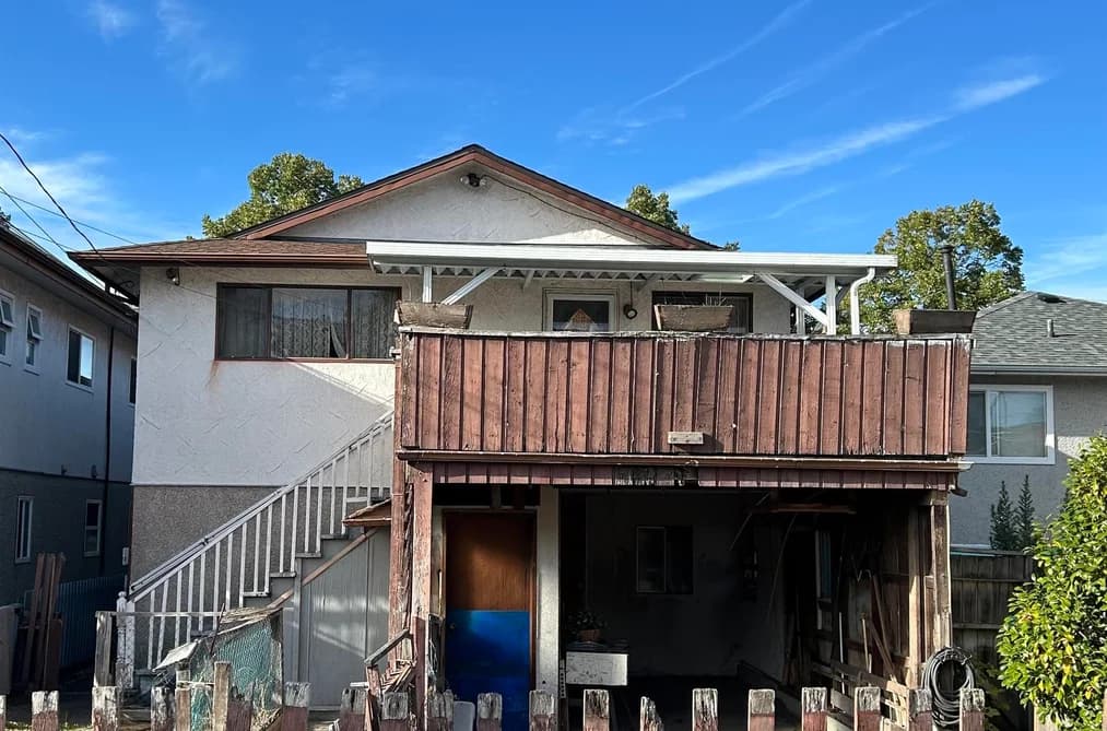 2232 E 45 AVENUE, Vancouver, BC — Residential for Sale - Photo 2