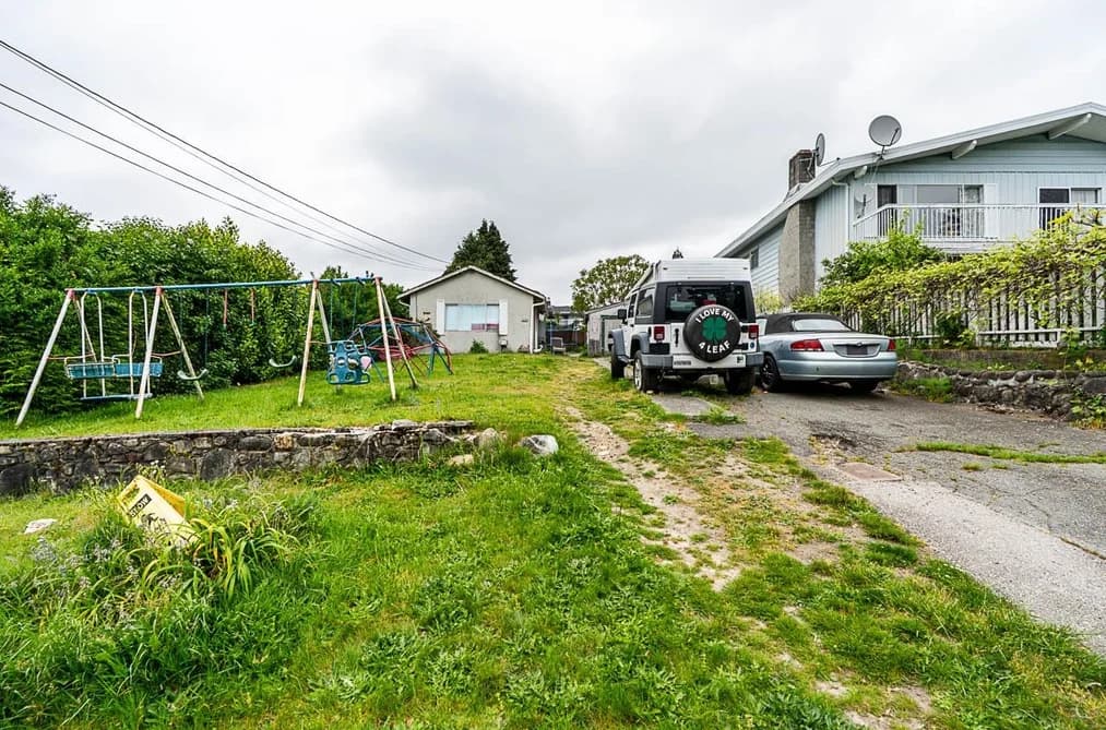 2233 EDINBURGH STREET, New Westminster, BC — Residential for Sale - Main Photo