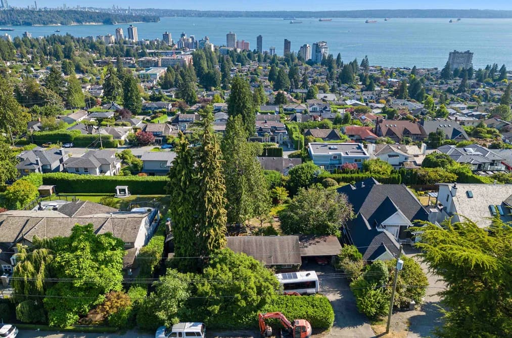 2234 OTTAWA AVENUE, West Vancouver, BC — Residential for Sale - Main Photo