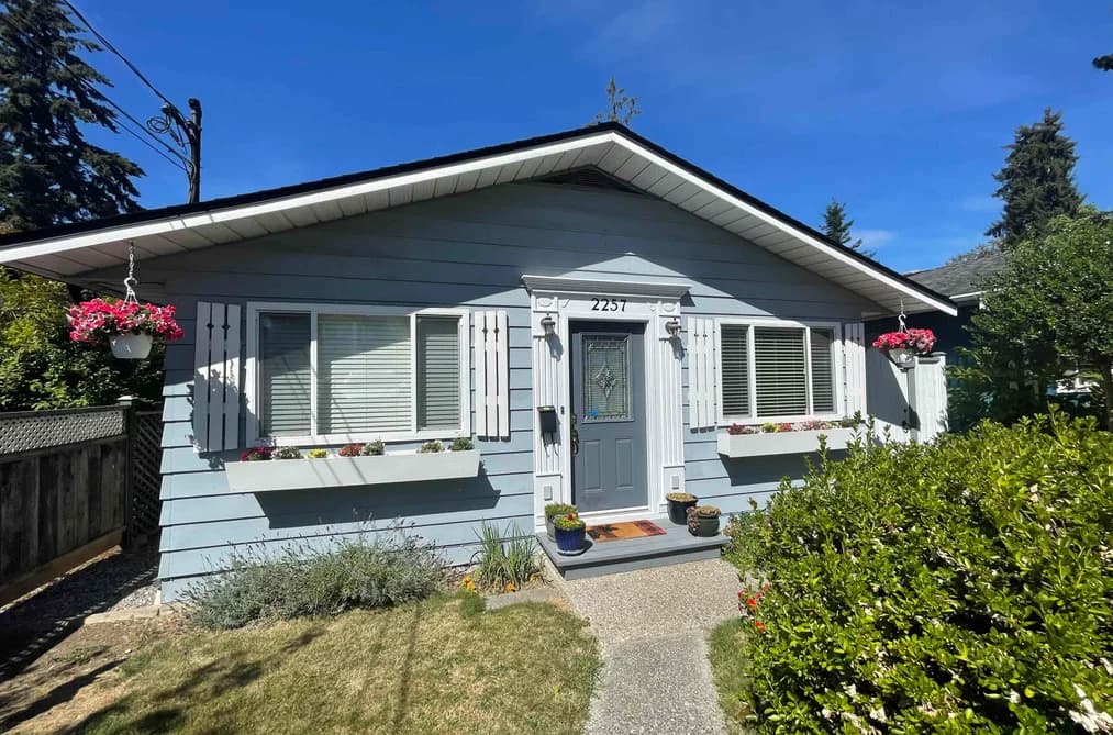 2257 HAWTHORNE AVENUE, Port Coquitlam, BC — Residential for Sale - Main Photo