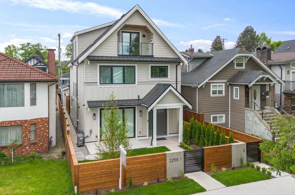 1 2258 NAPIER STREET, Vancouver, BC — Residential for Sale - Main Photo