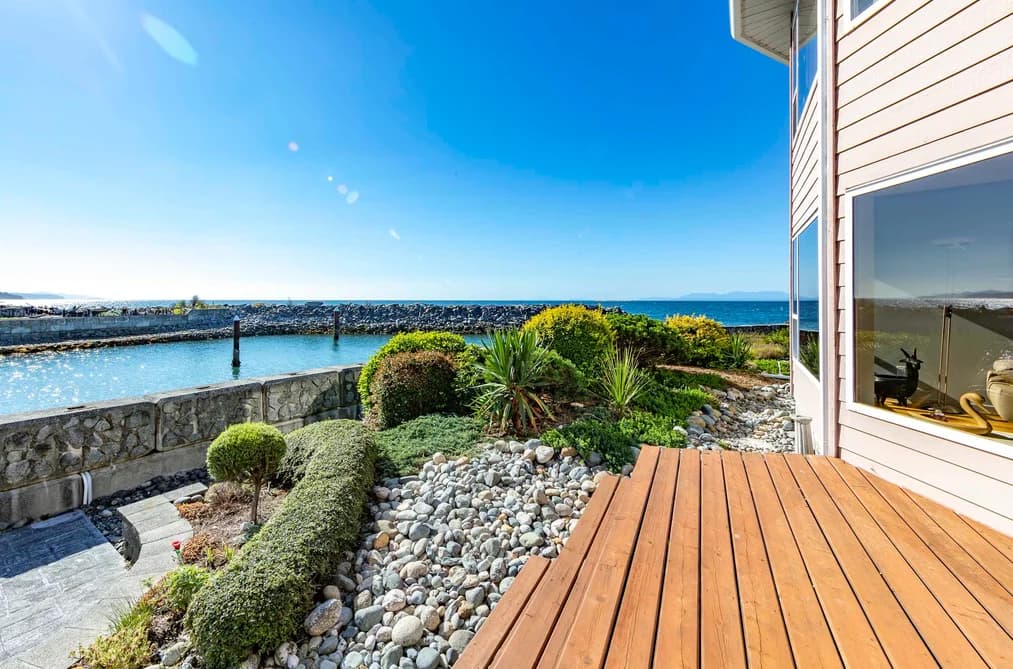 226 1585 FIELD ROAD, Sechelt, BC — Residential for Sale - Main Photo