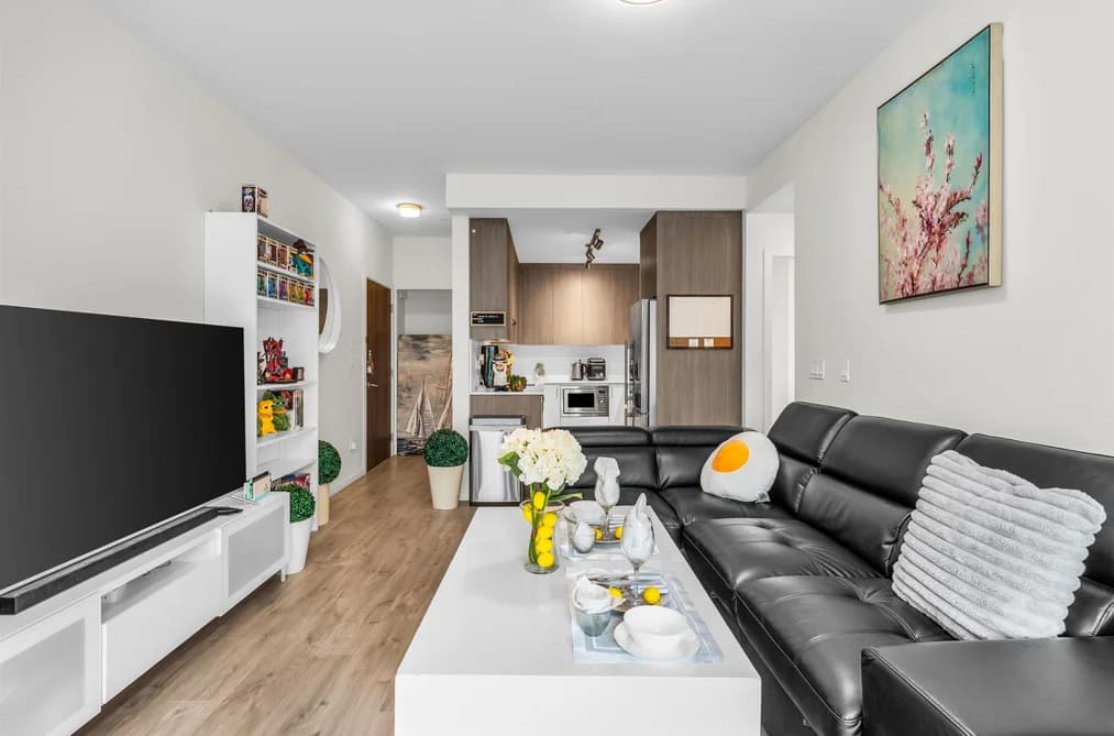 226 6283 KINGSWAY AVENUE, Burnaby, BC — Residential for Sale - Main Photo
