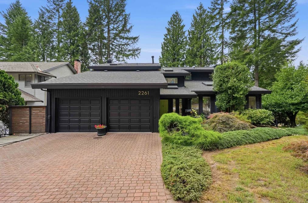 2261 HILL DRIVE, North Vancouver, BC — Residential for Sale - Main Photo