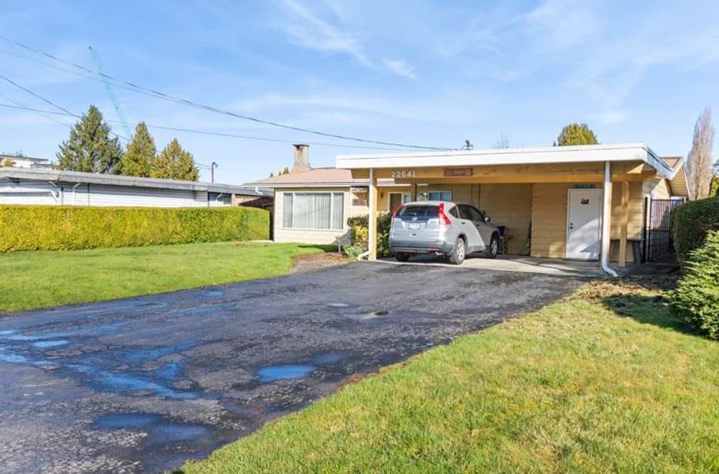 22641 BROWN AVENUE, Maple Ridge, BC — Residential for Sale - Main Photo