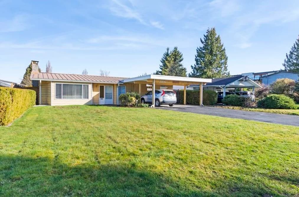 22641 BROWN AVENUE, Maple Ridge, BC — Residential for Sale - Photo 2