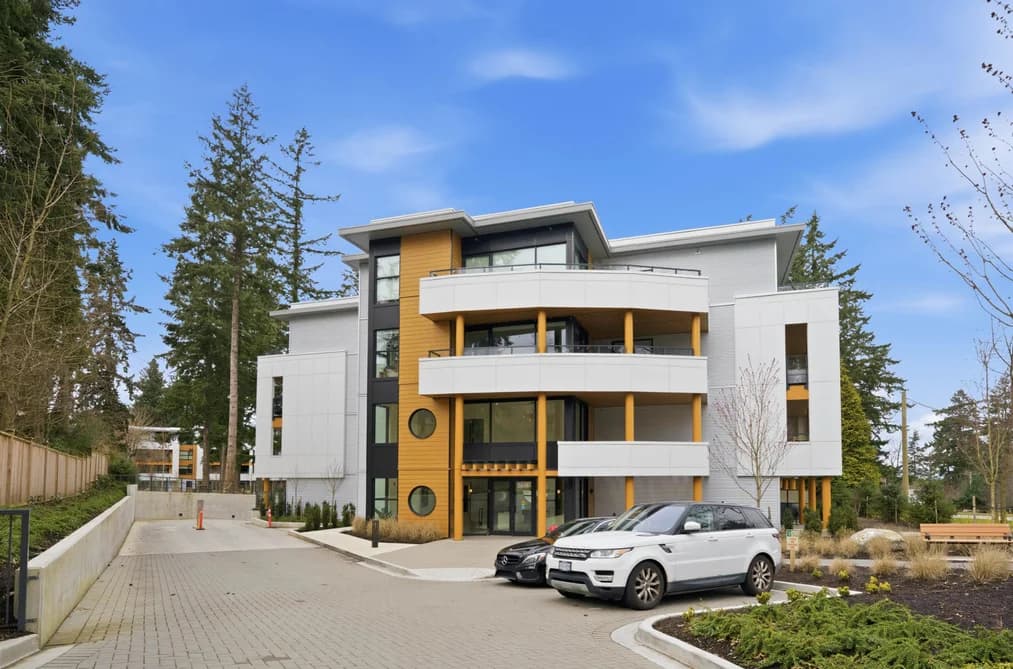 227 2635 KING GEORGE BOULEVARD, Surrey, BC — Residential for Sale - Main Photo