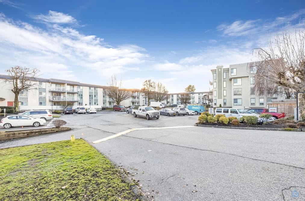 227 32850 GEORGE FERGUSON WAY, Abbotsford, BC — Residential for Sale - Photo 2