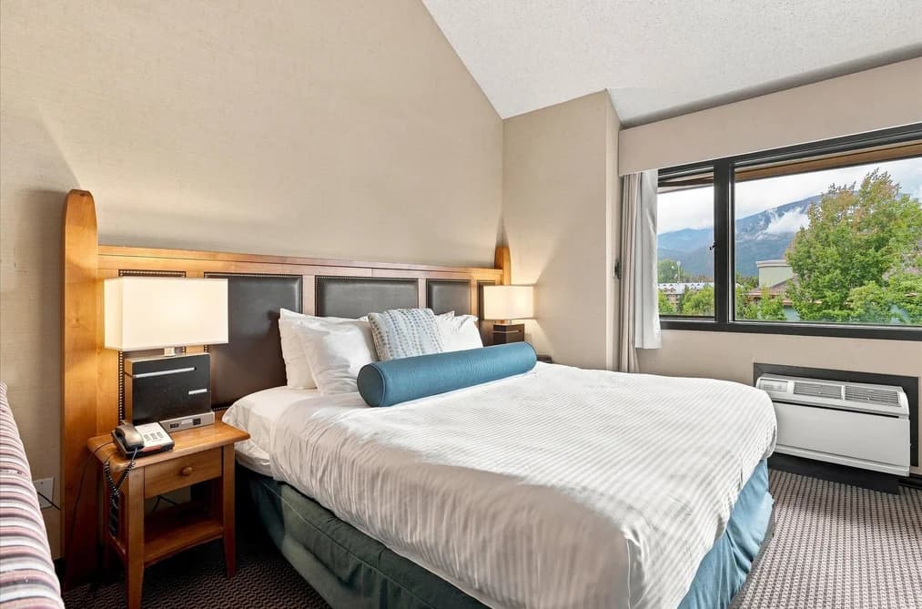 227 4220 GATEWAY DRIVE, Whistler, BC — Residential for Sale - Photo 2
