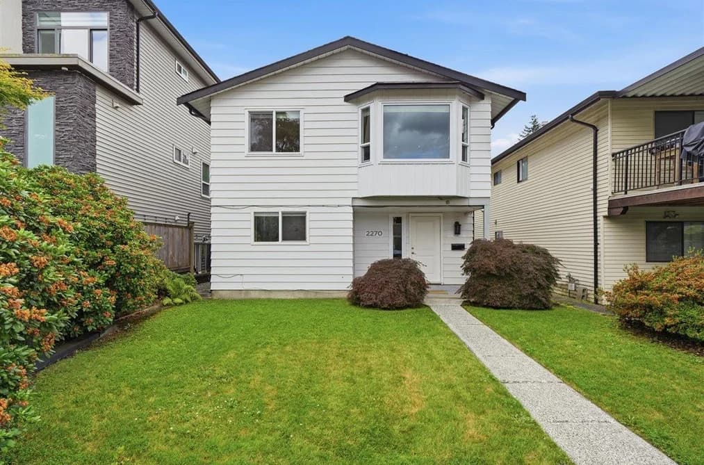 2270 IRVINE AVENUE, Port Coquitlam, BC — Residential for Sale - Main Photo