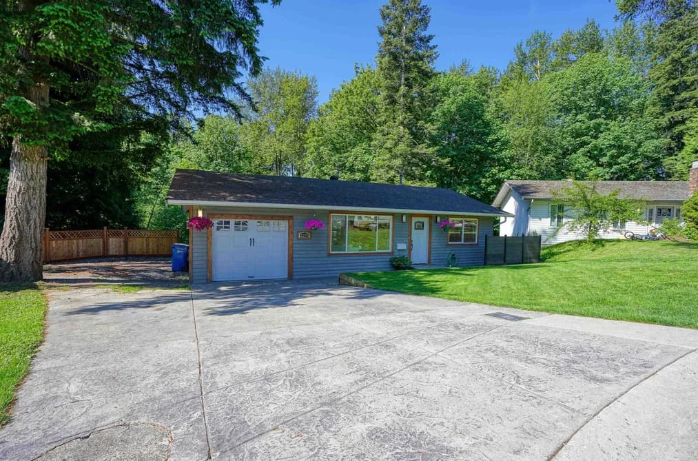 2275 MIDAS STREET, Abbotsford, BC — Residential for Sale - Photo 2
