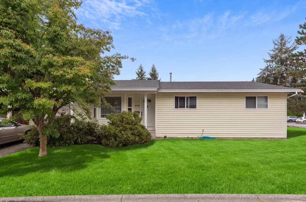 22760 BALABANIAN CIRCLE, Maple Ridge, BC — Residential for Sale - Photo 2