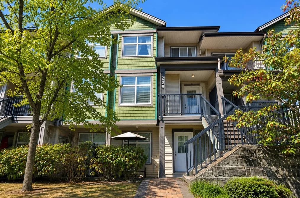228 7333 16TH AVENUE, Burnaby, BC — Residential for Sale - Main Photo