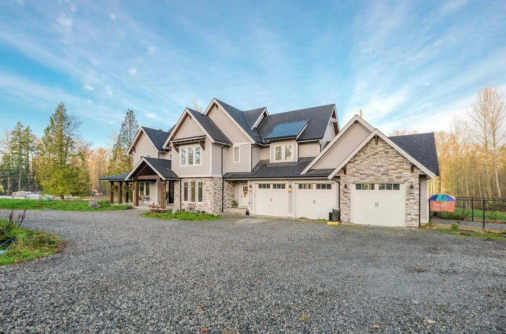 22801 8 AVENUE, Langley, BC — Residential for Sale - Photo 2
