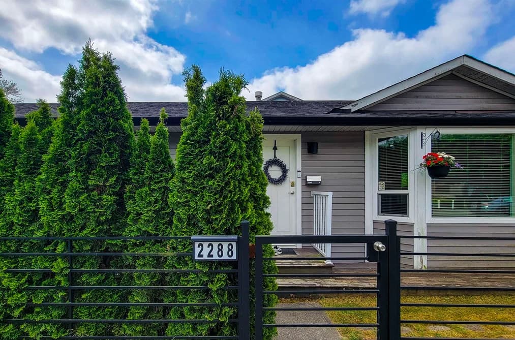 2288 WILLOUGHBY WAY, Langley, BC — Residential for Sale - Main Photo