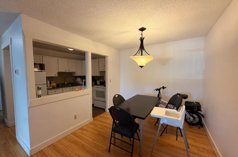 229 32850 GEORGE FERGUSON WAY, Abbotsford, BC — Residential for Sale - Photo 2