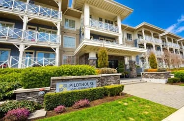 Condo for sale at 229 5535 Admiral Way Delta British Columbia - MLS: R3092867